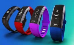 Vier Fitness Tracker und Fitness Armband Modelle
