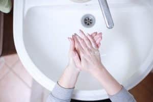 Hygiene ist ein wichtiger Punkt um Hautunreinheiten bekämpfen zu können